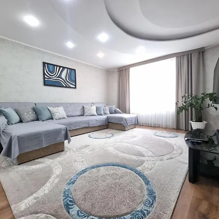 Идеальная 4-Х Комн, С Домашним Уютом И Простором Apartment Kostanay Exterior photo